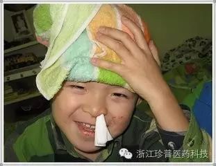 小孩过敏性鼻炎不止会造成流鼻血, 严重的还会