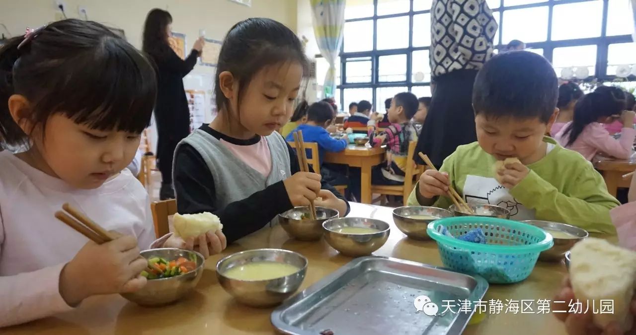 静海二幼开展幼儿园新上岗保健人员实践培训活