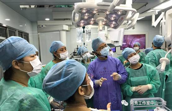 2017年第二期中山一院妇科腹腔镜高级缝合培