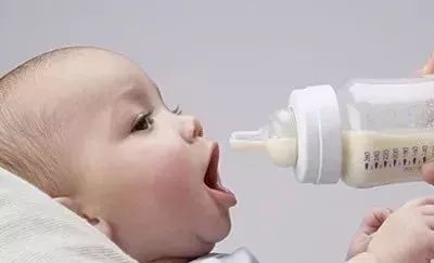 宝宝喝奶,间隔多久最合理呢?